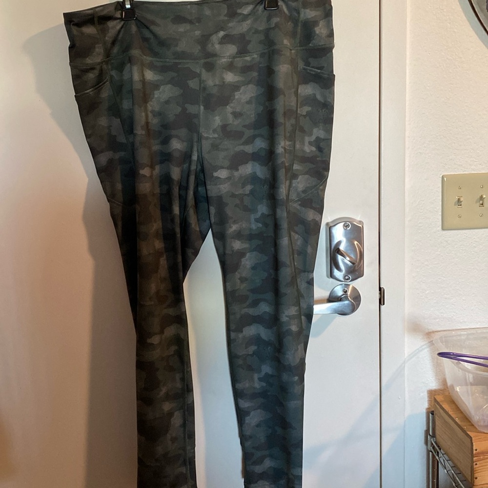 EUC leggings